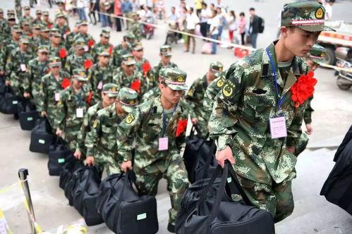 娱乐吃瓜酱当兵的气势